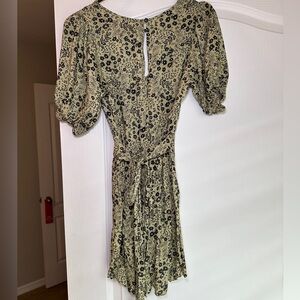 URBAN OUTFITTERS ROMPER